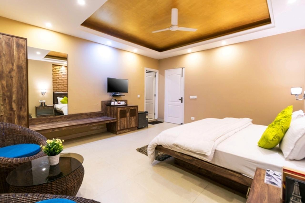 Nirvana Lodge And Lounge Mussoorie Exteriör bild